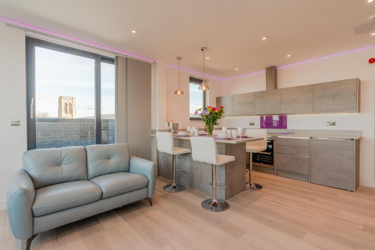 Central Penthouse With Hot Tub & Views 22 Челтнем Екстер'єр фото