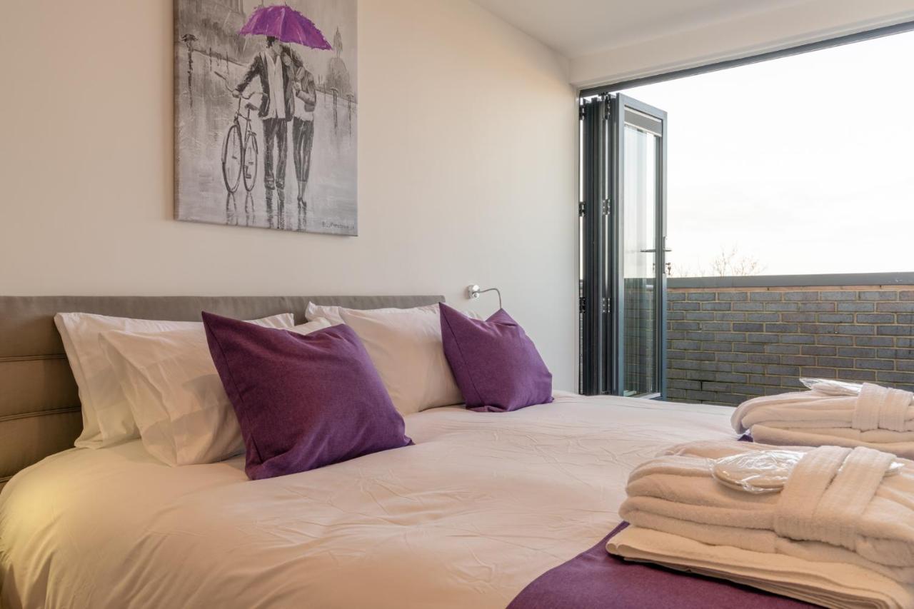 Central Penthouse With Hot Tub & Views 22 Челтнем Екстер'єр фото
